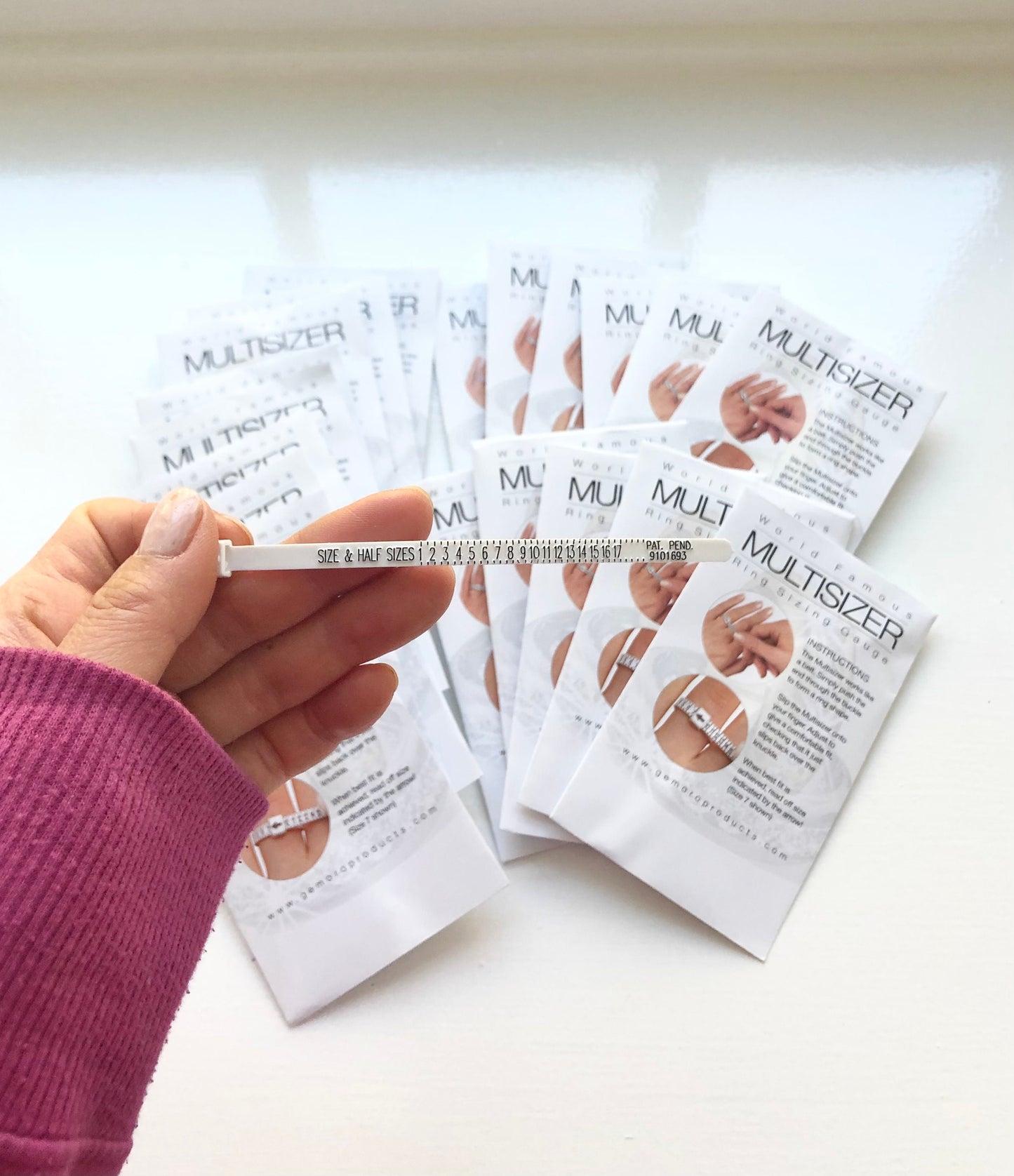 Adjustable Ring Sizer Tool: Reusable Finger Measurement